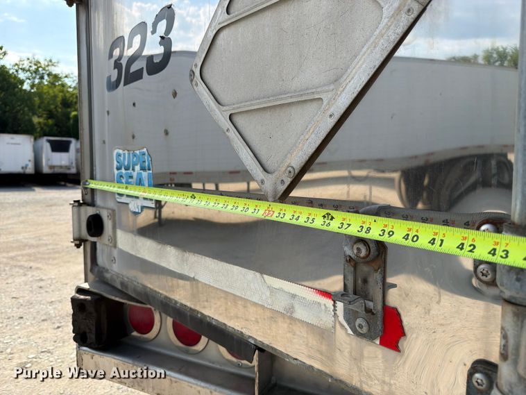 image for item FK3224 2003 Great Dane 7811TZ-1A refrigerated van trailer