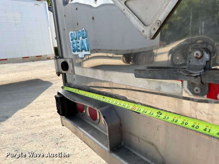 image for item FK3224 2003 Great Dane 7811TZ-1A refrigerated van trailer