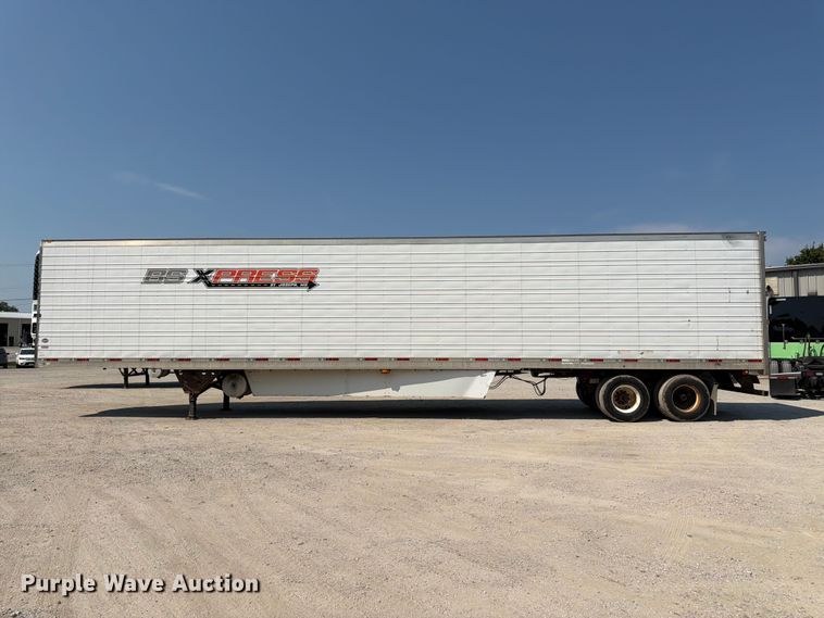 image for item FK3228 2010 Utility 3000R refrigerated van trailer