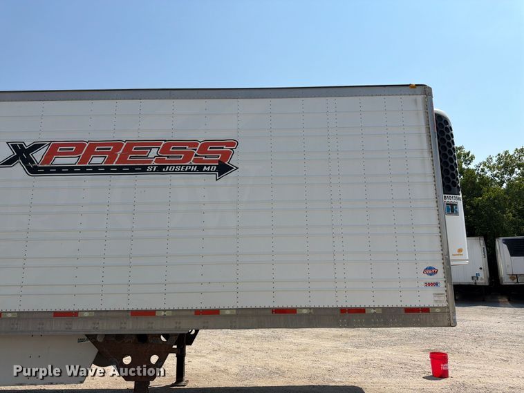 image for item FK3228 2010 Utility 3000R refrigerated van trailer