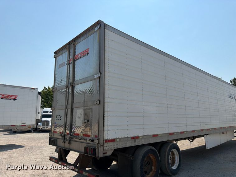 image for item FK3228 2010 Utility 3000R refrigerated van trailer