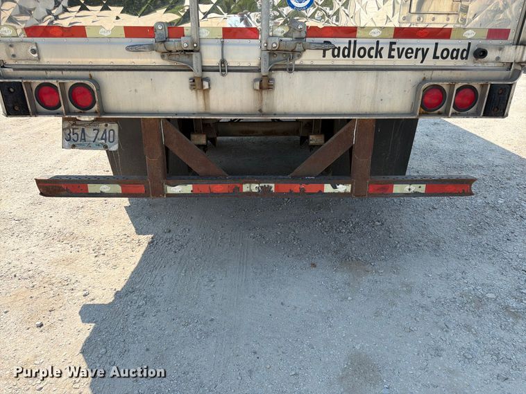 image for item FK3228 2010 Utility 3000R refrigerated van trailer