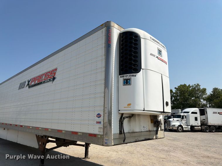 image for item FK3228 2010 Utility 3000R refrigerated van trailer