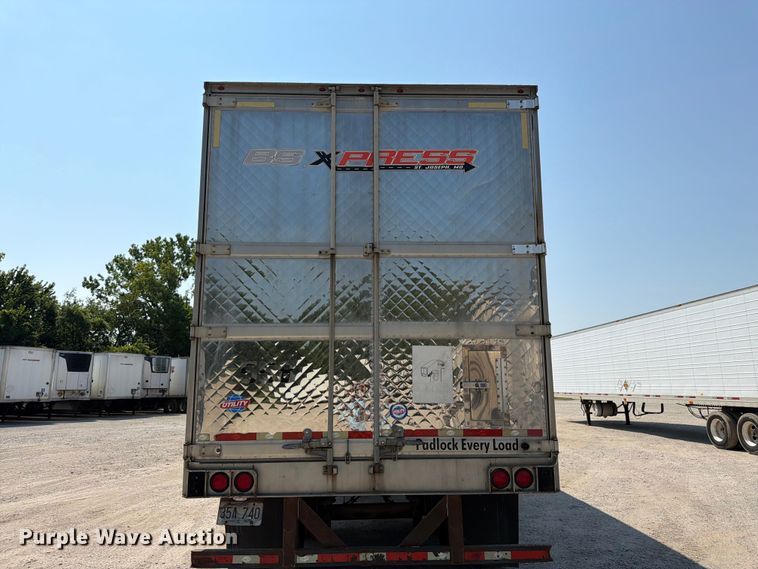 image for item FK3228 2010 Utility 3000R refrigerated van trailer
