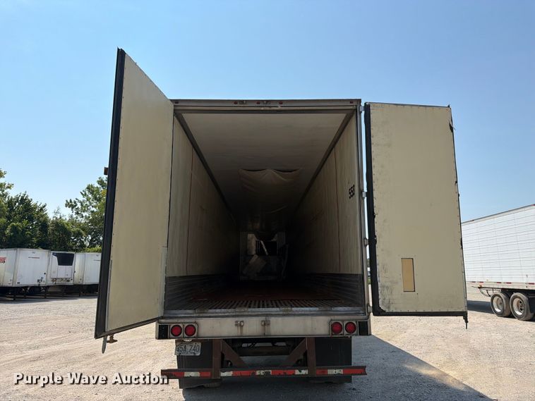 image for item FK3228 2010 Utility 3000R refrigerated van trailer