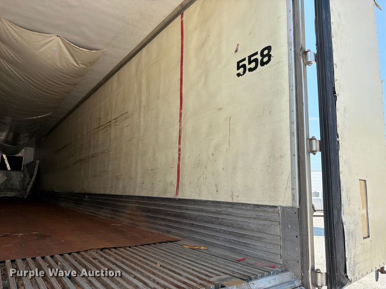 image for item FK3228 2010 Utility 3000R refrigerated van trailer