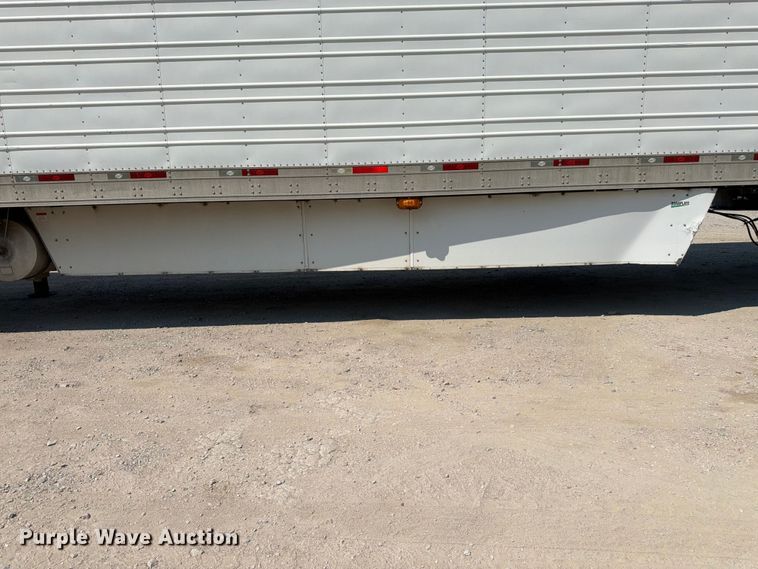 image for item FK3228 2010 Utility 3000R refrigerated van trailer