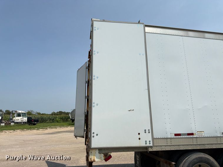 image for item FK3292 2004 Great Dane Trailers 7311TJA dry van trailer