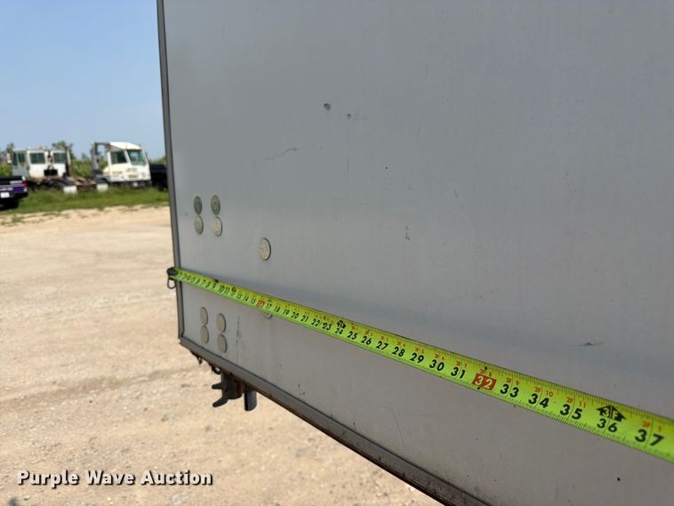 image for item FK3292 2004 Great Dane Trailers 7311TJA dry van trailer