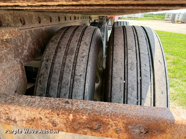 image for item FK3292 2004 Great Dane Trailers 7311TJA dry van trailer