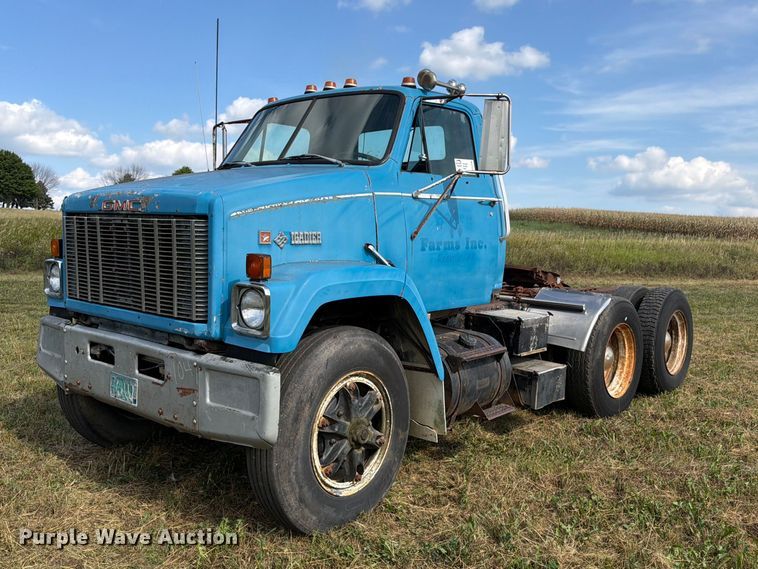image for item FK3390 1985 GMC J9C064 semi truck