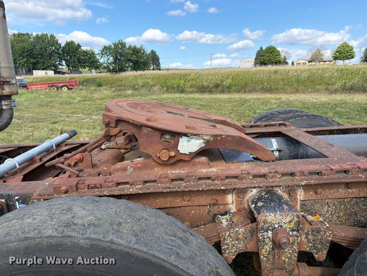 image for item FK3390 1985 GMC J9C064 semi truck