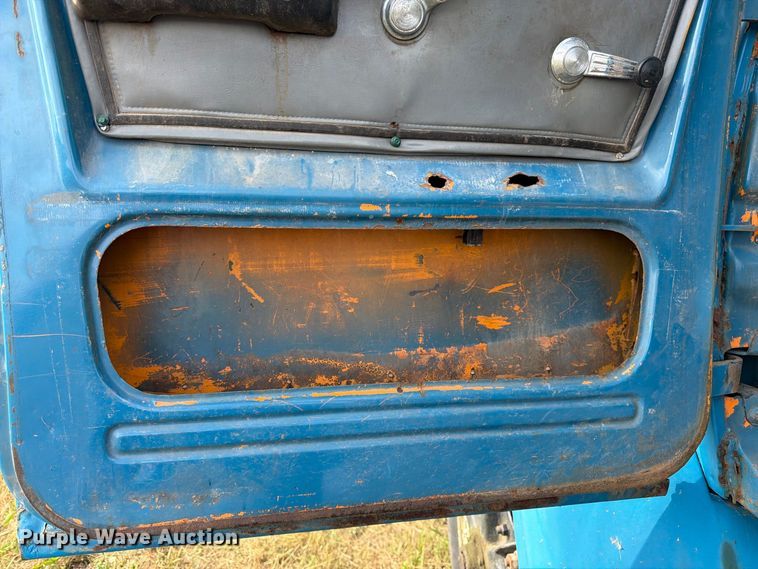 image for item FK3390 1985 GMC J9C064 semi truck