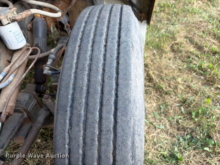 image for item FK3390 1985 GMC J9C064 semi truck