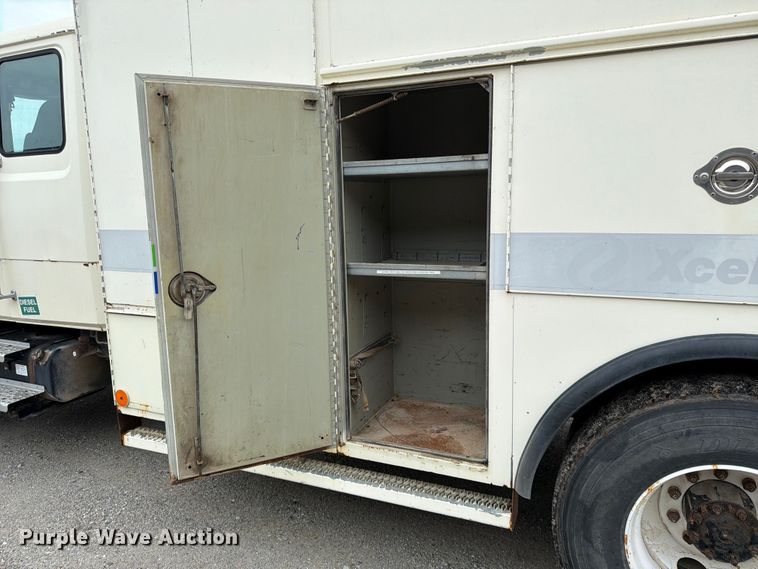 image for item FK3586 1999 Freightliner FL70 utility / service truck