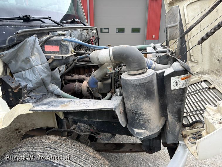 image for item FK3586 1999 Freightliner FL70 utility / service truck