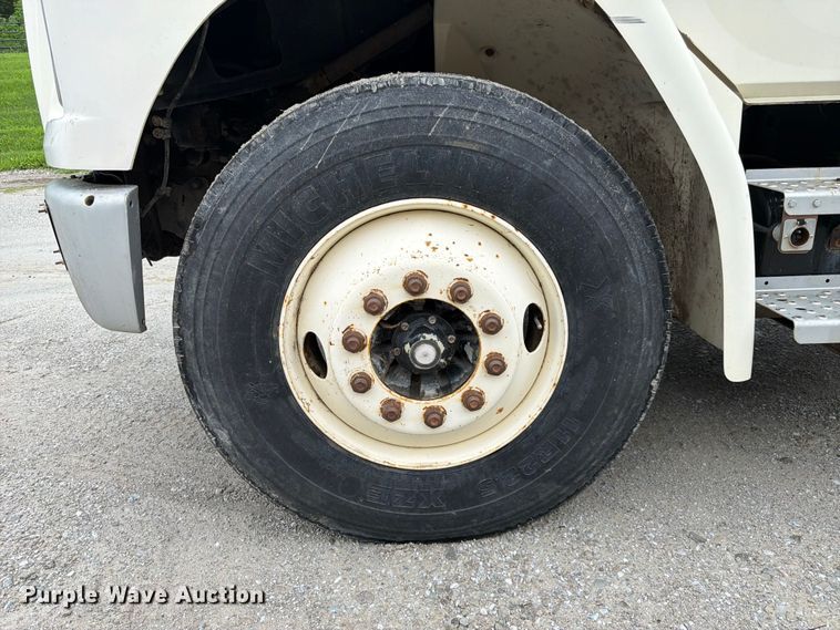 image for item FK3586 1999 Freightliner FL70 utility / service truck