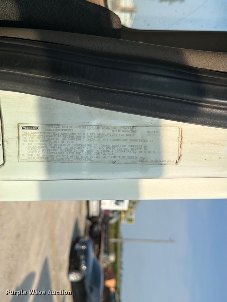 image for item FK4106 2016 Freightliner Cascadia semi truck