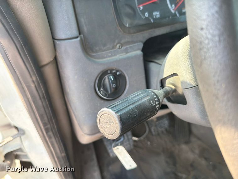 image for item FK4106 2016 Freightliner Cascadia semi truck