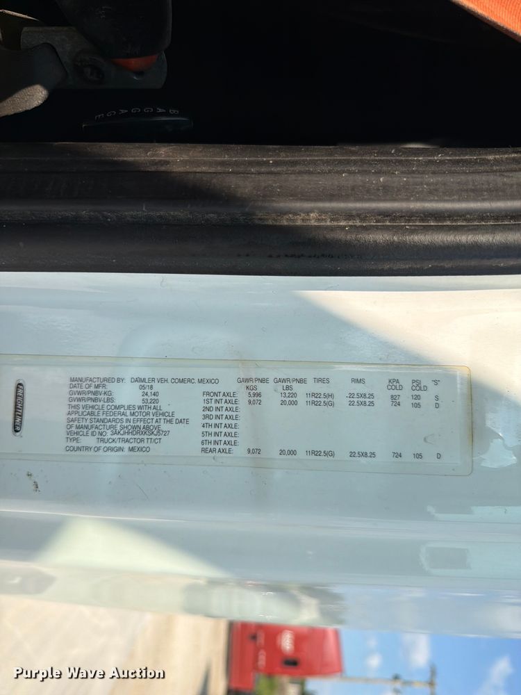 image for item FK4121 2019 Freightliner Cascadia semi truck