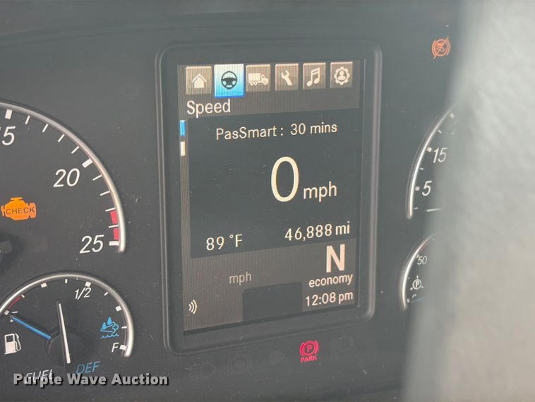 image for item FK4582 2024 Freightliner Cascadia 126 semi truck