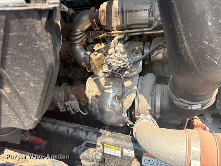 image for item FK4582 2024 Freightliner Cascadia 126 semi truck
