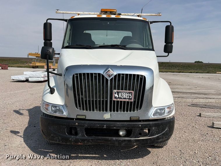 image for item FM7624 2007 International RA027 semi truck