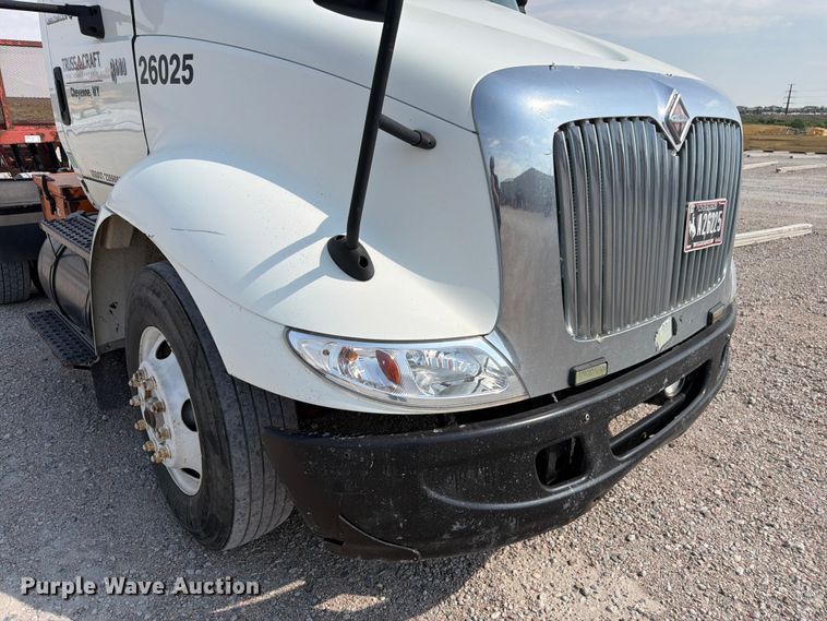 image for item FM7624 2007 International RA027 semi truck