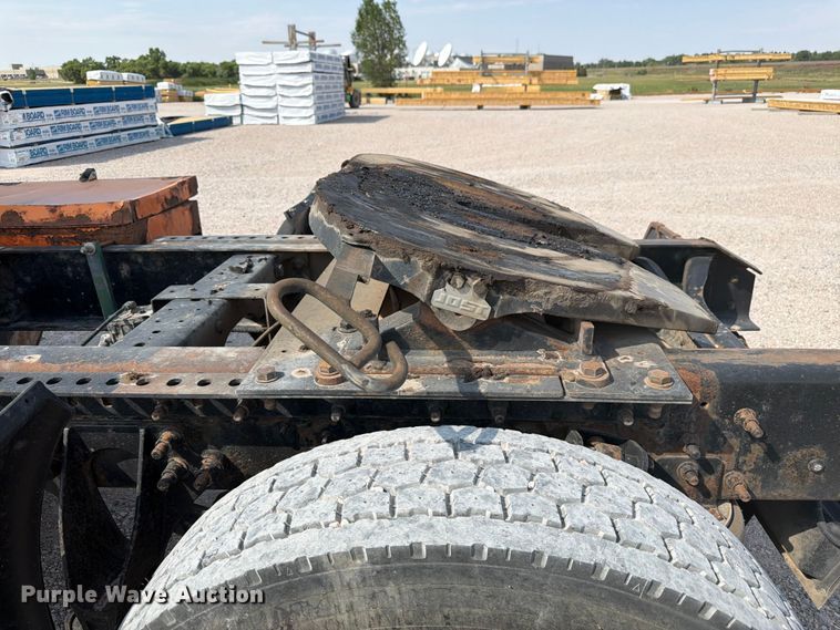 image for item FM7624 2007 International RA027 semi truck