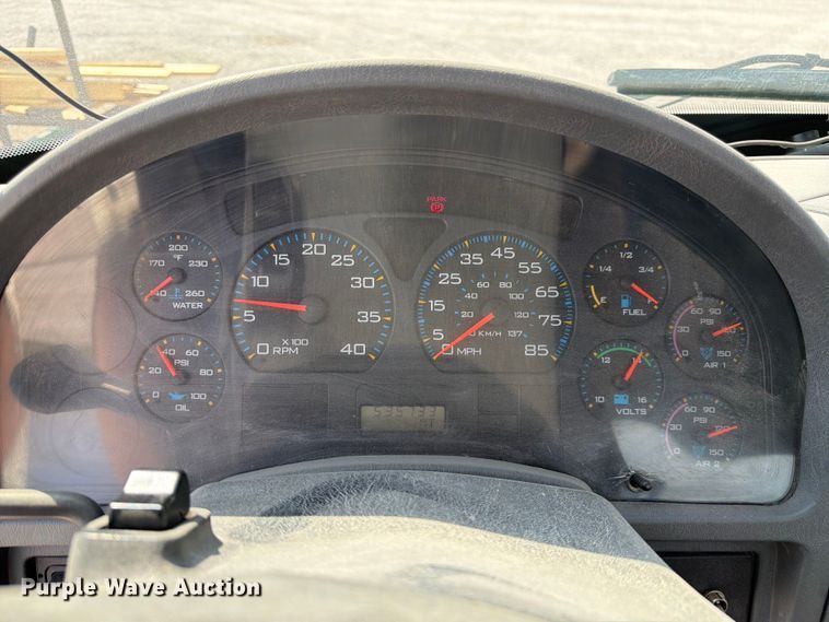 image for item FM7624 2007 International RA027 semi truck