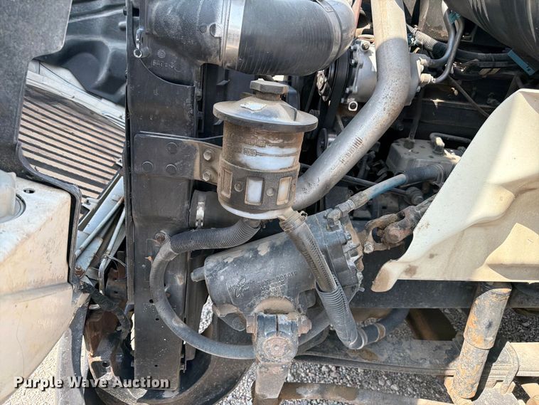 image for item FM7624 2007 International RA027 semi truck