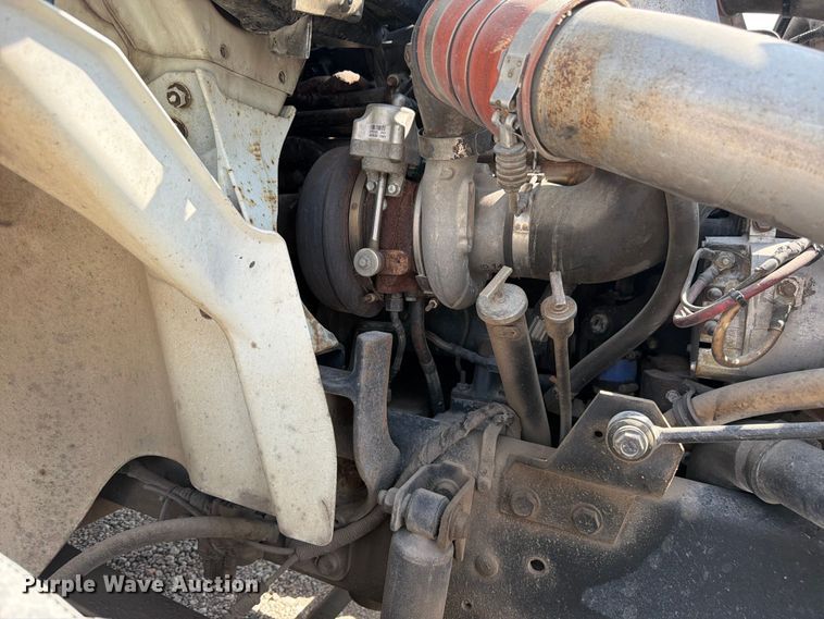image for item FM7624 2007 International RA027 semi truck