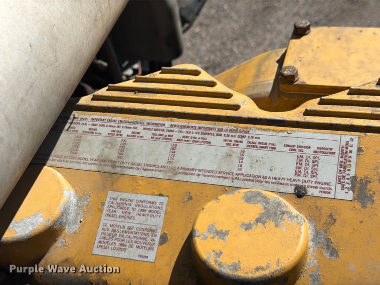 image for item FM7625 1990 Peterbilt 379 semi truck