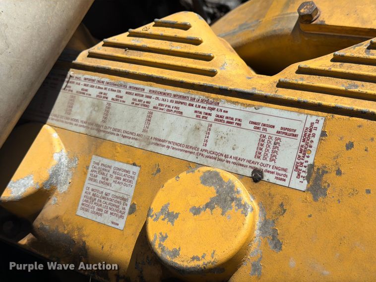 image for item FM7625 1990 Peterbilt 379 semi truck