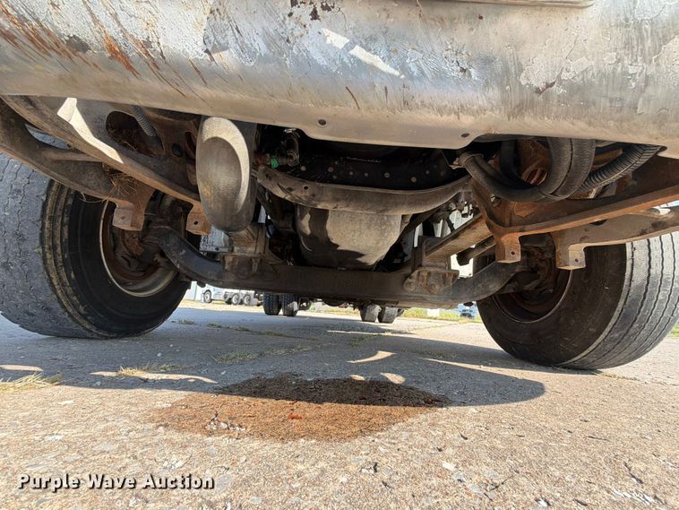 image for item FN2558 2017 International RA027 semi truck