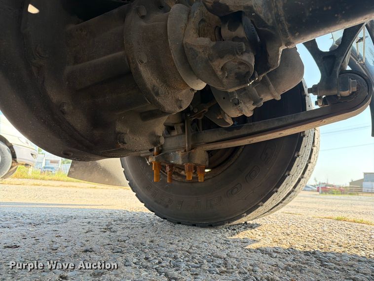 image for item FN2558 2017 International RA027 semi truck