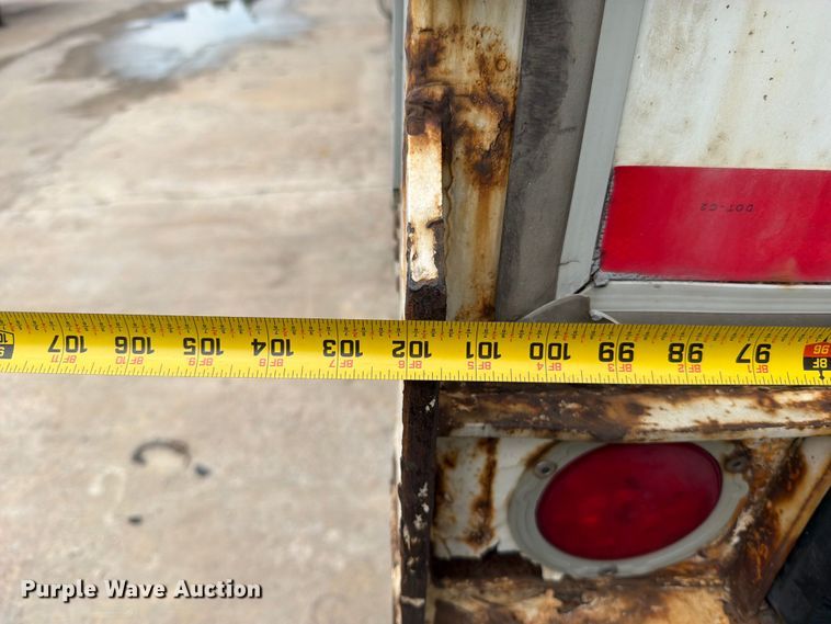 image for item FN5782 2011 Wabash DVCVHPC dry van trailer