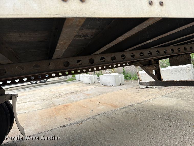 image for item FN5782 2011 Wabash DVCVHPC dry van trailer