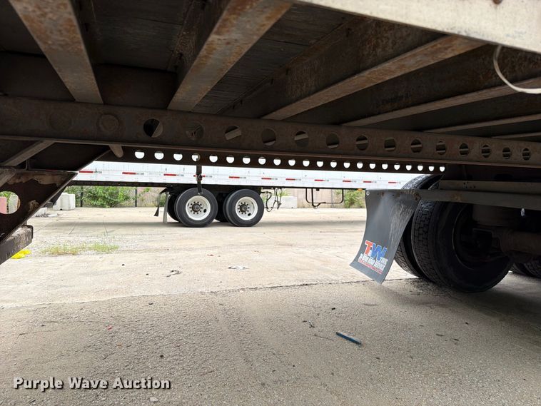 image for item FN5782 2011 Wabash DVCVHPC dry van trailer