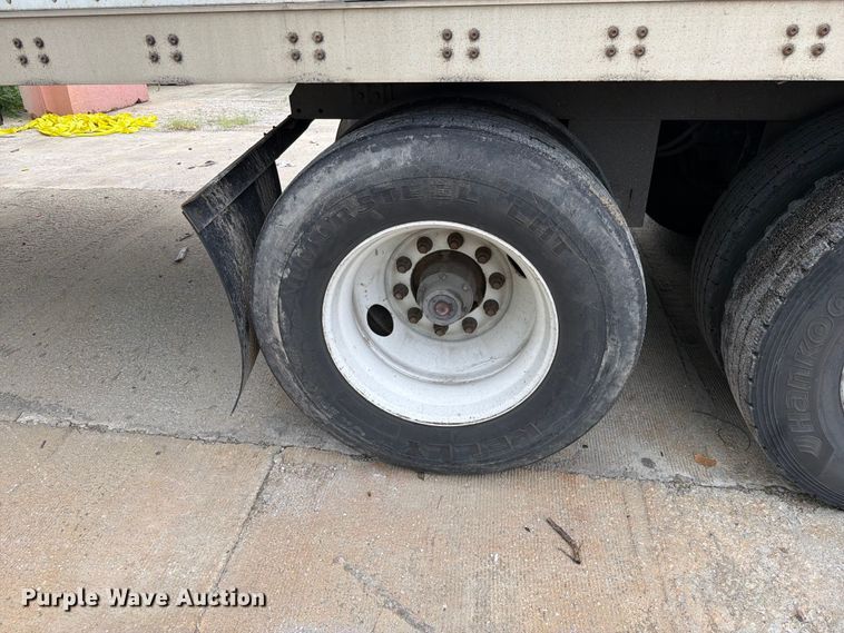image for item FN5782 2011 Wabash DVCVHPC dry van trailer