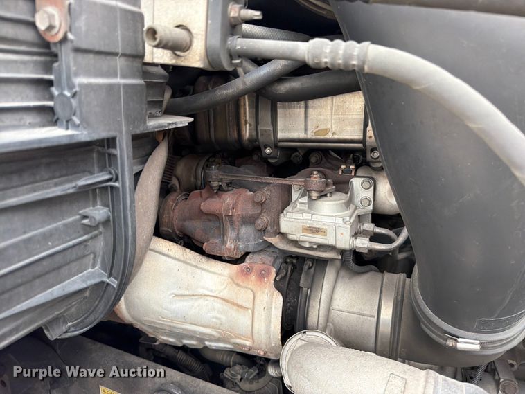 image for item FN5783 2012 Freightliner Cascadia 125 semi truck