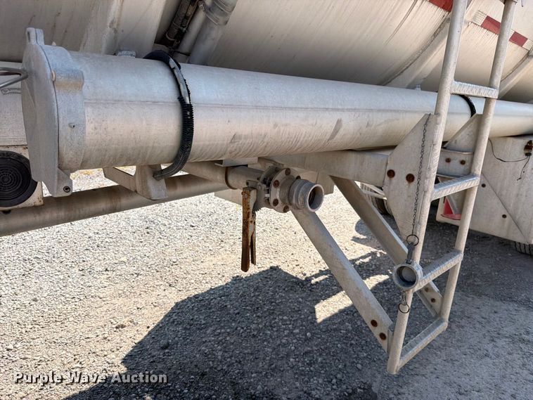 image for item FN5786 2014 Tytal tank trailer