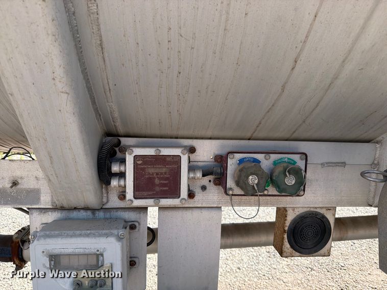 image for item FN5786 2014 Tytal tank trailer