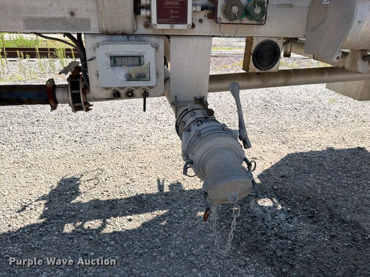 image for item FN5786 2014 Tytal tank trailer