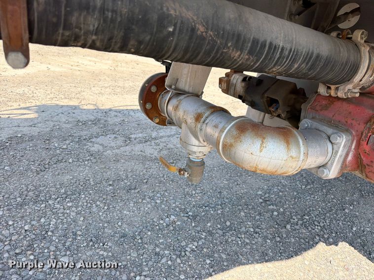 image for item FN5786 2014 Tytal tank trailer