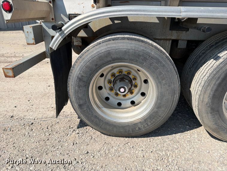 image for item FN5786 2014 Tytal tank trailer