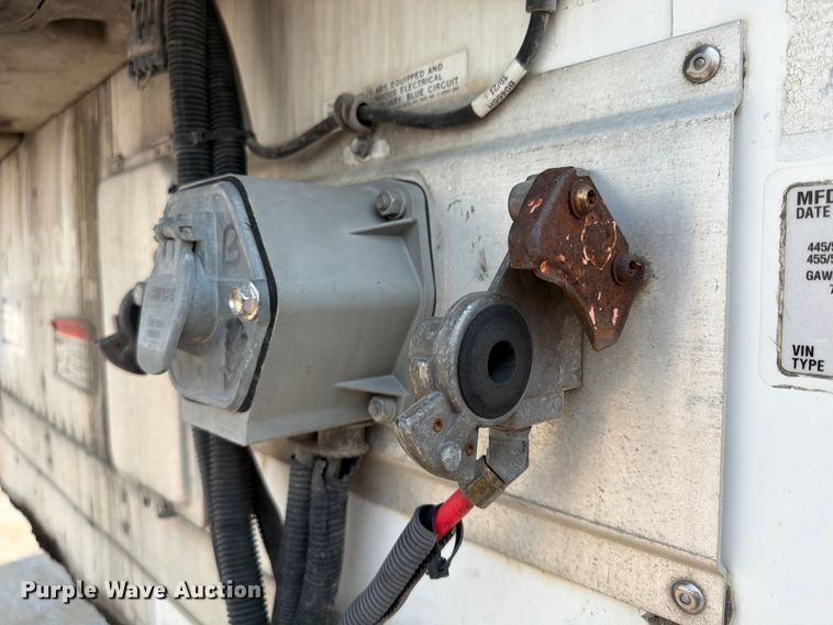 image for item FP4019 2016 Utility VS2RA refrigerated van trailer