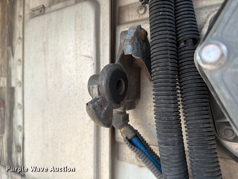 image for item FP4019 2016 Utility VS2RA refrigerated van trailer
