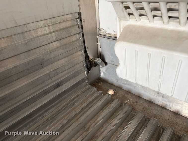 image for item FP4027 2016 Utility VS2RA refrigerated van trailer