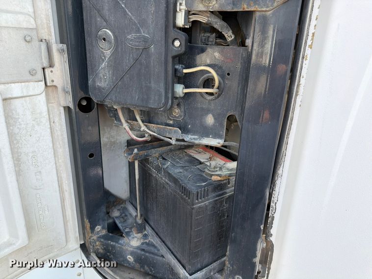 image for item FP4027 2016 Utility VS2RA refrigerated van trailer